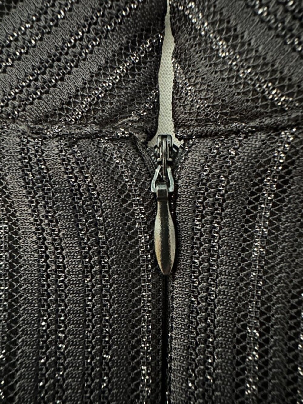 EVER PRETTY Black Floor Length Halter Evening Gown Size 6 - Picture 12 of 15